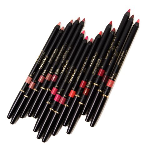 chanel le crayon lèvres desir|Chanel longwear lip pencil.